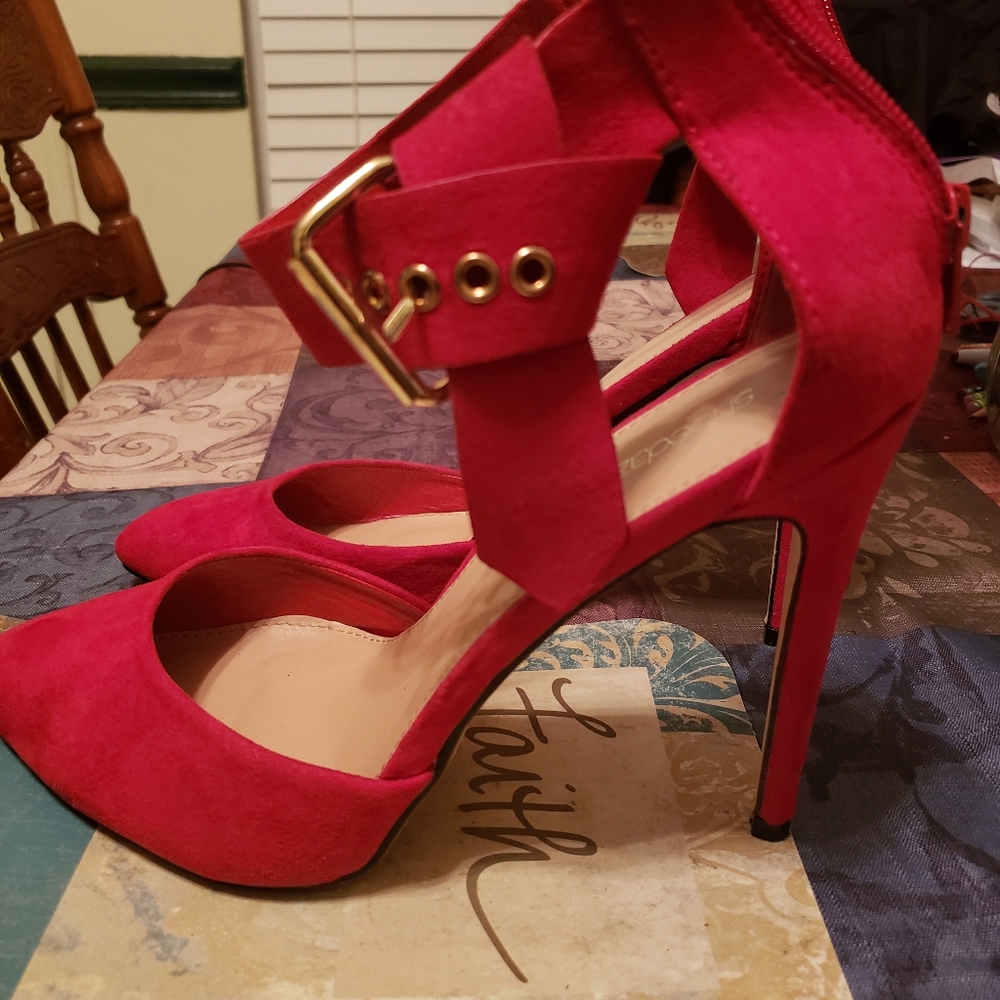 Gorgeous 👠